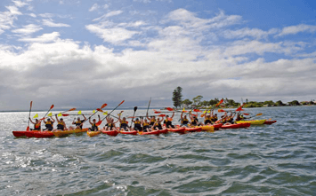 people playing white rafting