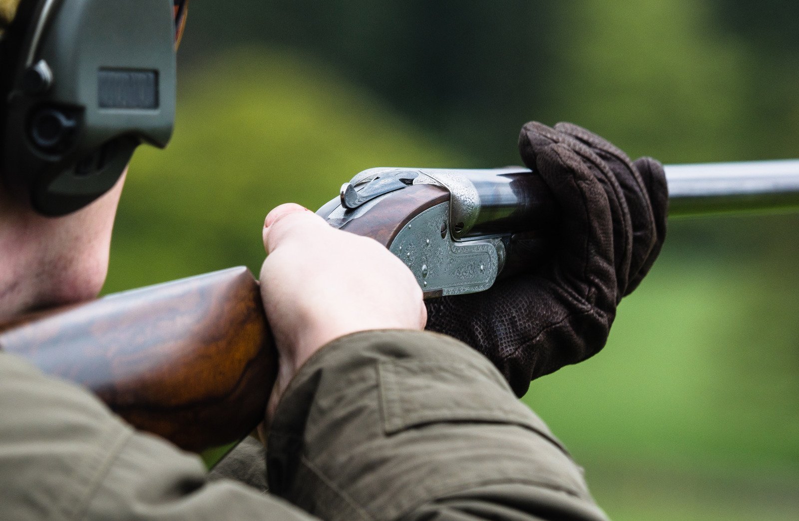 how much does it cost to go clay pigeon shooting